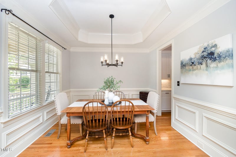 2728 Cameron Pond Dr, Cary, NC 27519