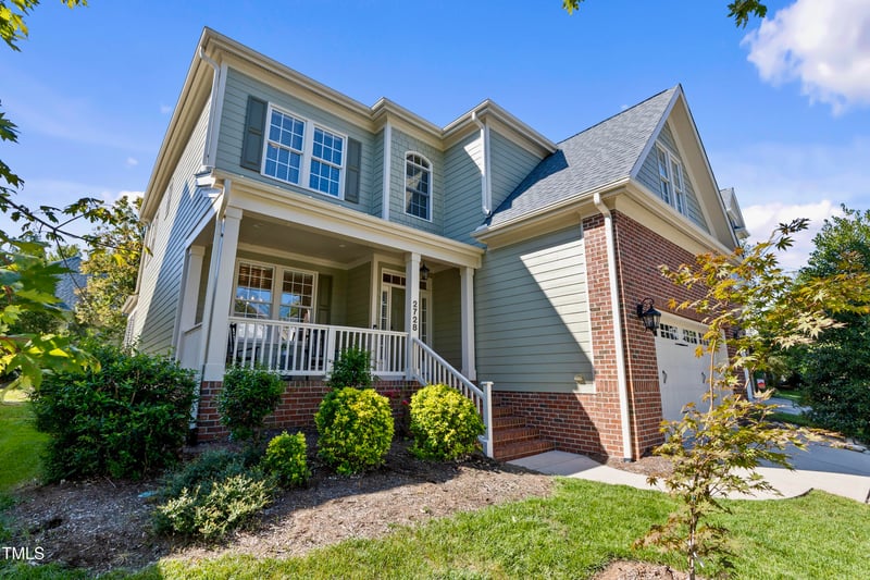 2728 Cameron Pond Dr, Cary, NC 27519