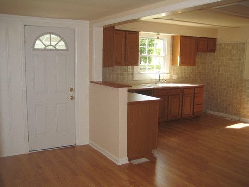 2728 Holloway St, Durham, NC 27703