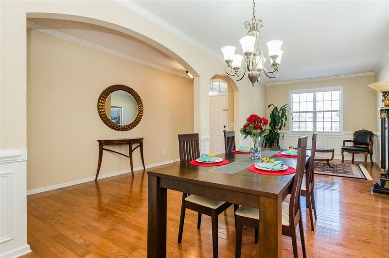2728 Kinsley Pl, Raleigh, NC 27616