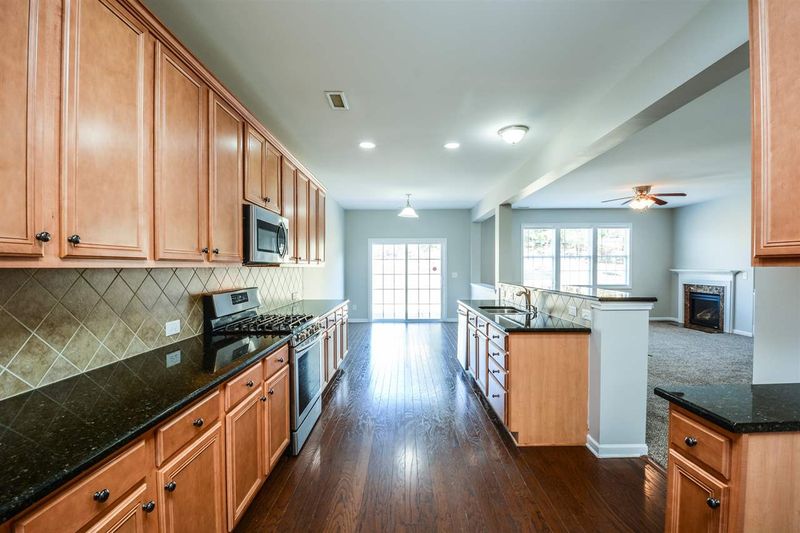 2729 Cashlin Dr, Raleigh, NC 27616