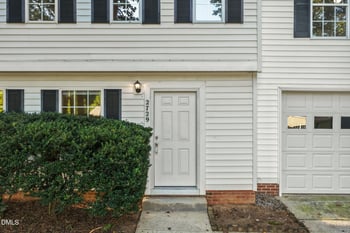 2729 Goshawk Ln, Raleigh, NC 27603
