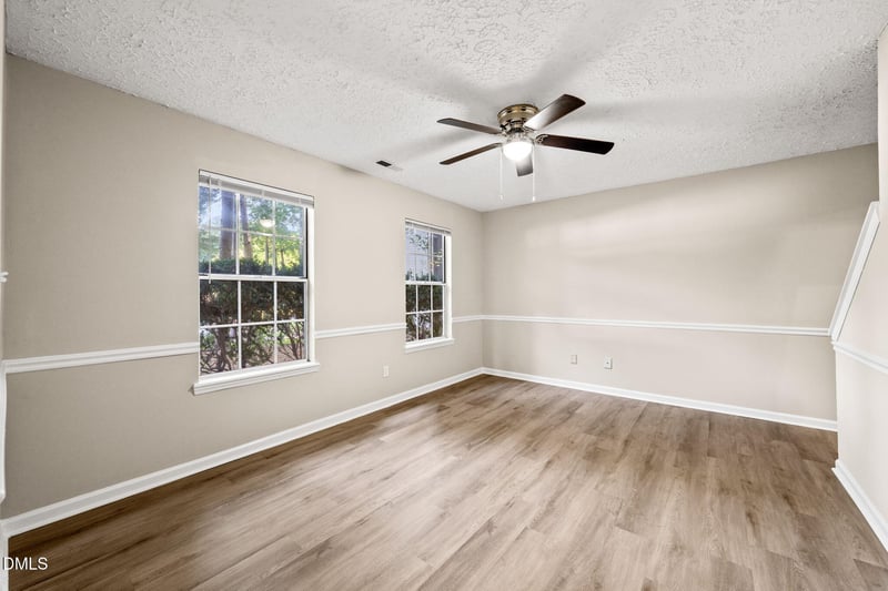2729 Goshawk Ln, Raleigh, NC 27603