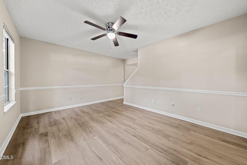 2729 Goshawk Ln, Raleigh, NC 27603