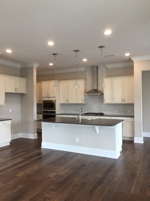2729 Hayes Hill Pl #100, Cary, NC 27519