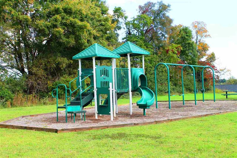 2729 Rains Dr, Haw River, NC 27258