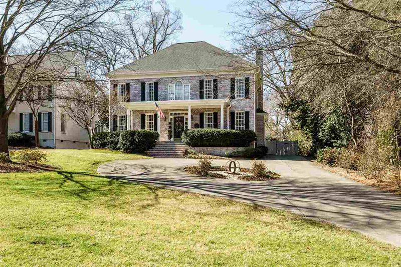 2729 St Marys St, Raleigh, NC 27609