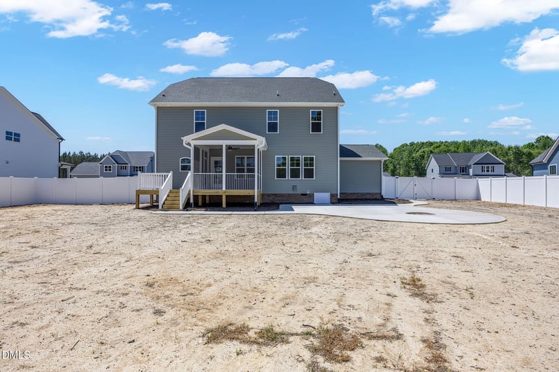 273 Freedom Ridge Dr, Smithfield, NC 27577