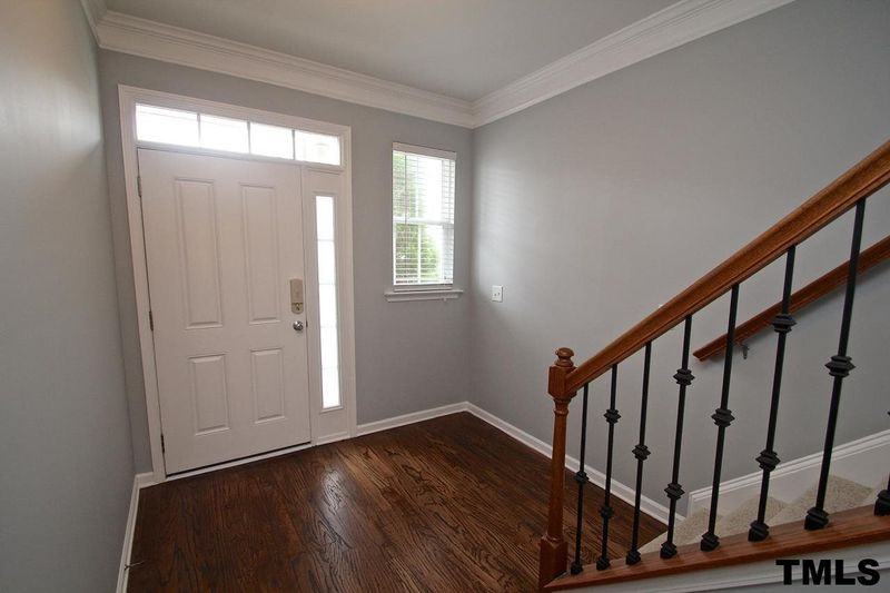 273 Murray Glen Dr, Cary, NC 27519