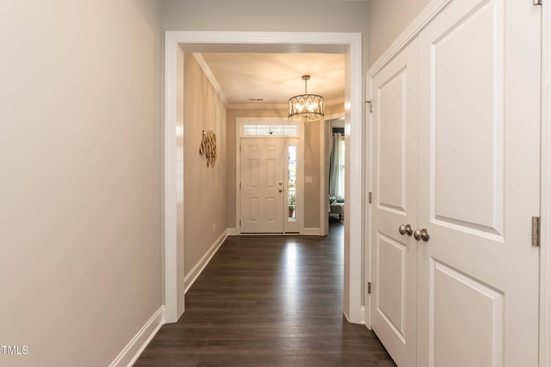 273 Scarlet Tanager Cir, Holly Springs, NC 27540