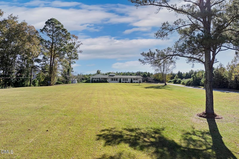 273 Wells Ln, Angier, NC 27501