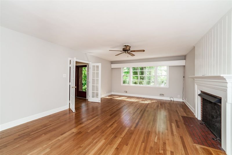 2730 Circle Dr, Durham, NC 27705