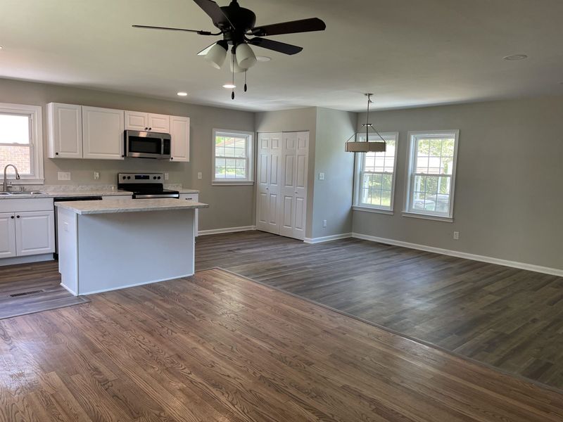 2730 Mckinney St, Burlington, NC 27217