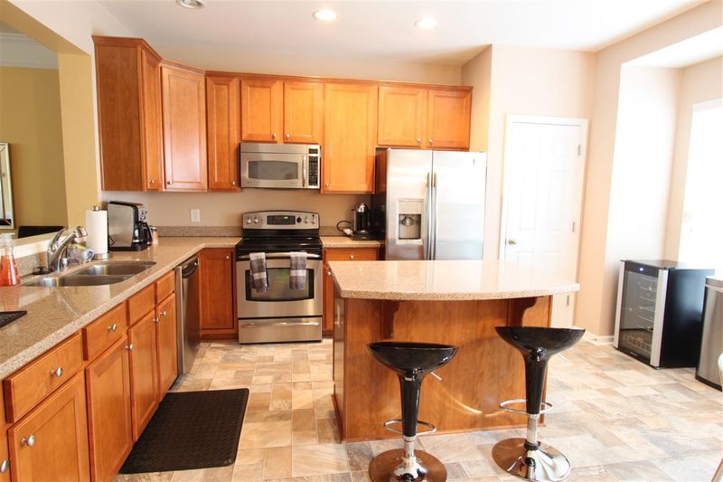 2731 Laurel Cherry St, Raleigh, NC 27612