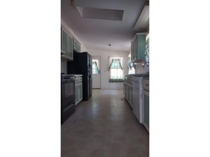 2732 Charley Ln, Burlington, NC 27215