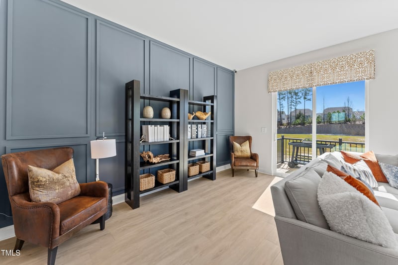 2732 Kempthorne Rd, Cary, NC 27519