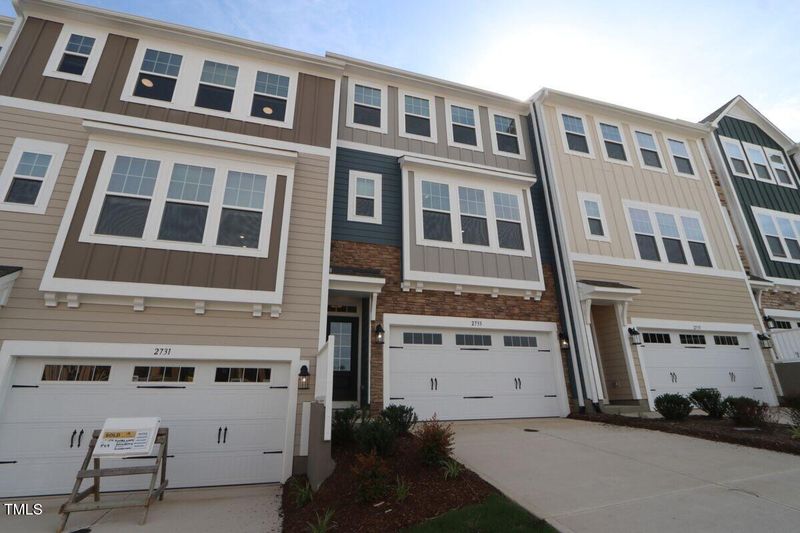2733 Hunter Woods Dr #570, Apex, NC 27502