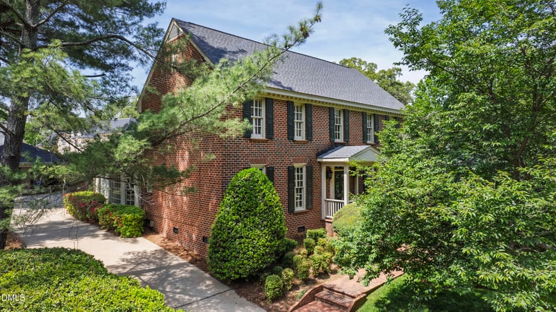 2733 Toxey Dr, Raleigh, NC 27609