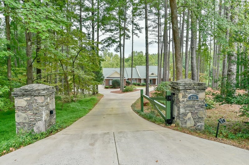 2734 River Forks Rd, Sanford, NC 27330