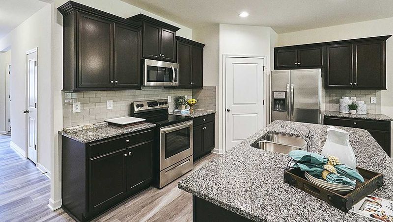 2734 Spring Valley Dr, Creedmoor, NC 27522