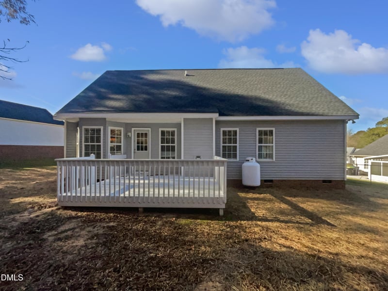 2734 Sunnybrook Dr, Sanford, NC 27330