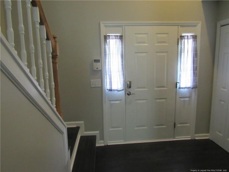 2734 Sunnybrook Dr, Sanford, NC 27330