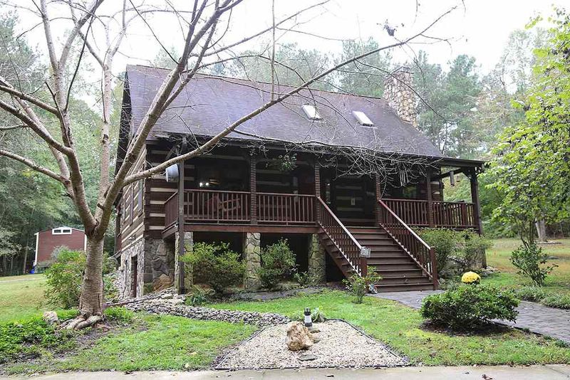 2734 Tendril Ln, Chapel Hill, NC 27516