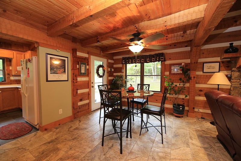 2734 Tendril Ln, Chapel Hill, NC 27516