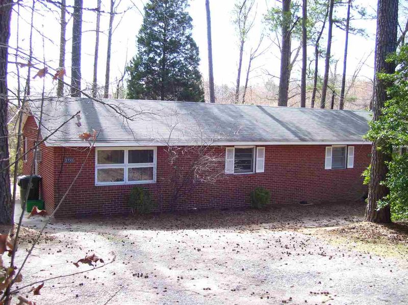2735 - 273 Avent Ferry Rd, Raleigh, NC 27607