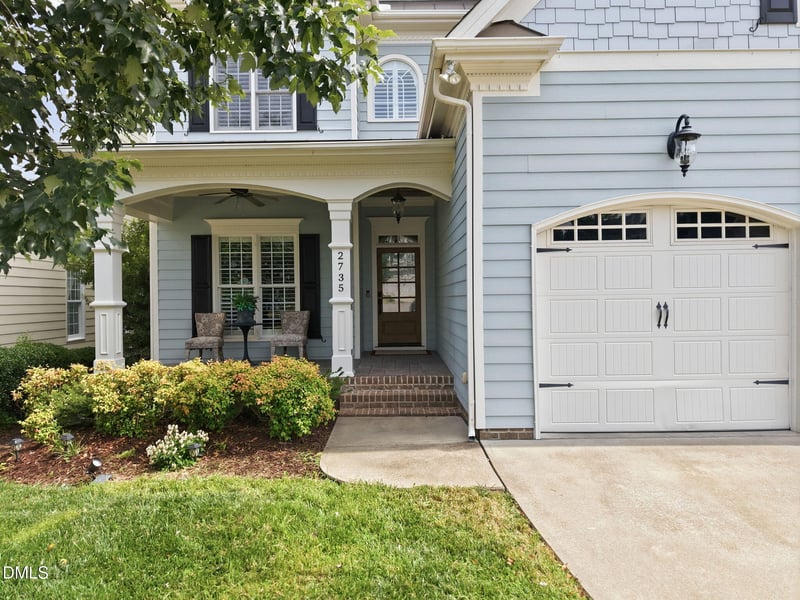 2735 Cameron Pond Dr, Cary, NC 27519
