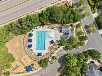 2735 Cameron Pond Dr, Cary, NC 27519