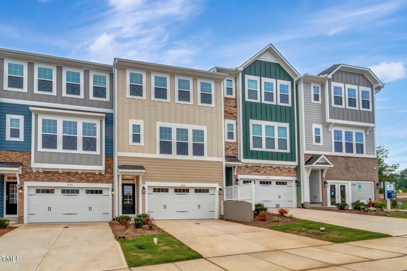 2735 Hunter Woods Dr #571, Apex, NC 27502