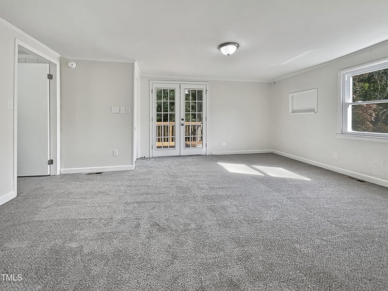 2735 Layden St, Raleigh, NC 27603