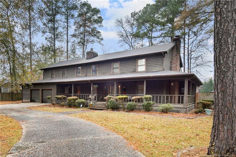 2735 Rivercliff Rd, Fayetteville, NC 28301