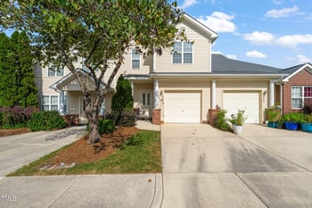 2737 Andover Glen Rd, Raleigh, NC 27604