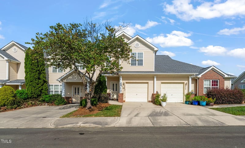 2737 Andover Glen Rd, Raleigh, NC 27604