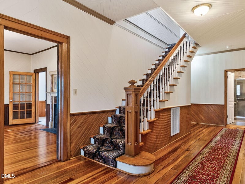 2737 Davis Dr, Cary, NC 27519