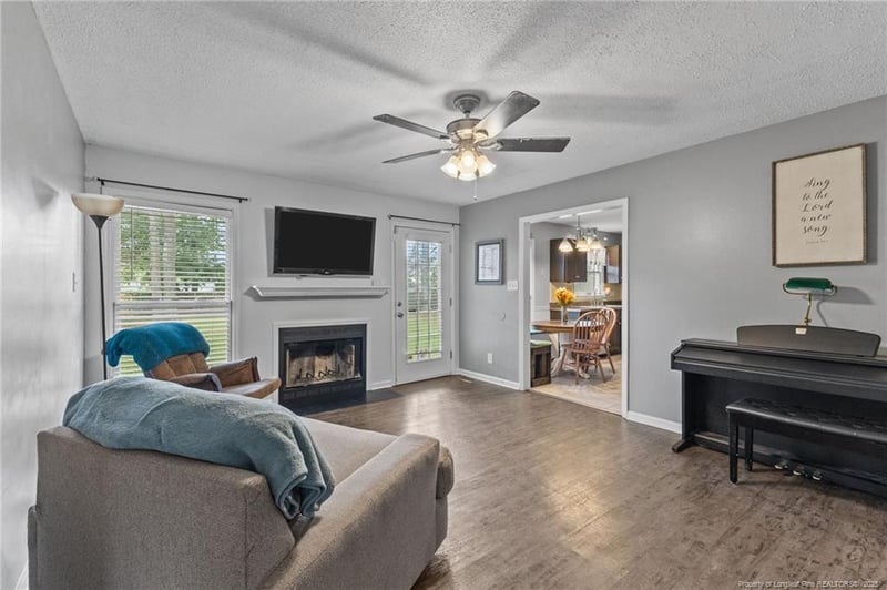 2737 Leabrook Dr, Fayetteville, NC 28306