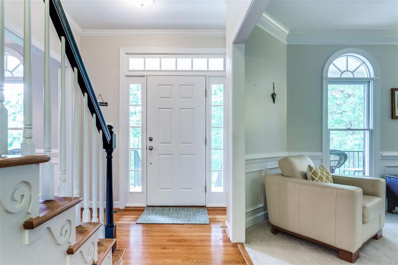 2737 Sunnystone Way, Raleigh, NC 27613