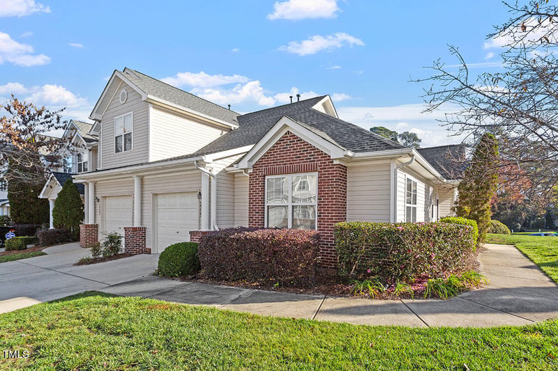 2739 Andover Glen Rd, Raleigh, NC 27604