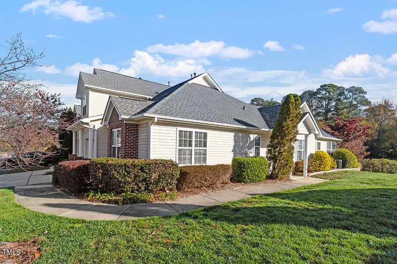 2739 Andover Glen Rd, Raleigh, NC 27604