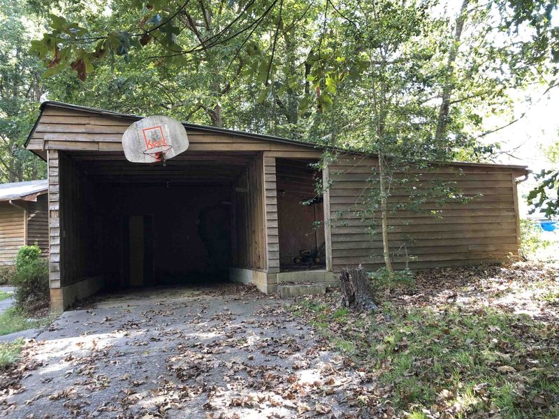 2739 King Mill Rd, Four Oaks, NC 27524