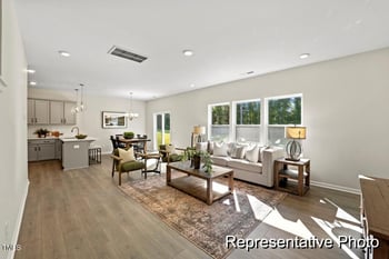 274 Nathan Dr #48, Lillington, NC 27546