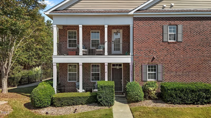 2740 Cloud Mist Cir, Raleigh, NC 27614