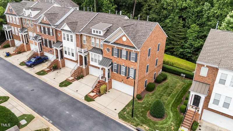 2740 Laurelcherry St, Raleigh, NC 27612