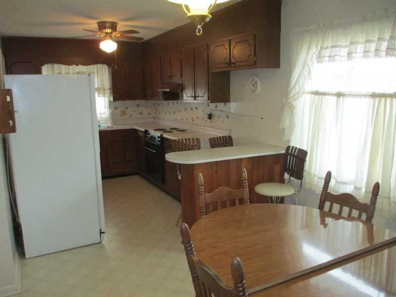 2740 Trail Two, Burlington, NC 27215