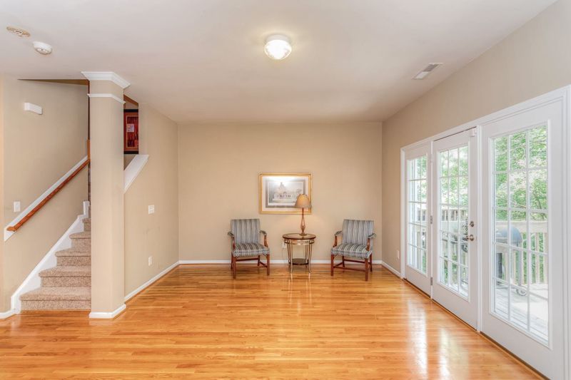 2740 Wyntercrest Ln, Durham, NC 27713