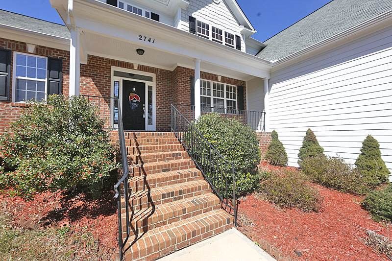 2741 Lautenberg Ln, Willow Springs, NC 27592
