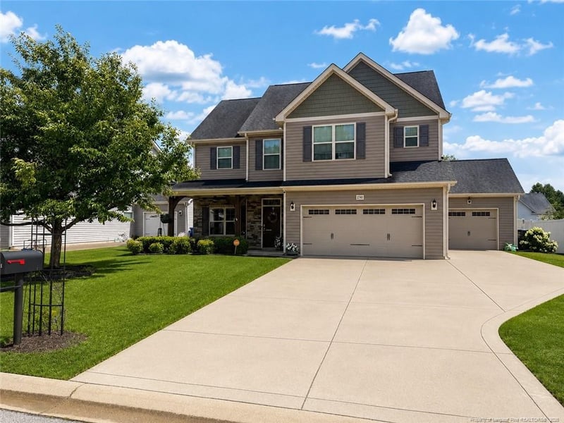 2741 Mosquera Dr, Fayetteville, NC 28306