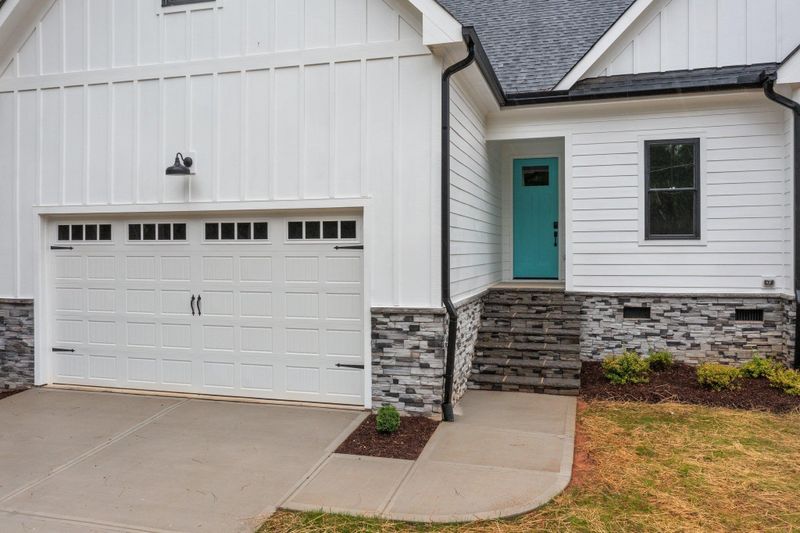 2742 Sledge Rd, Louisburg, NC 27549